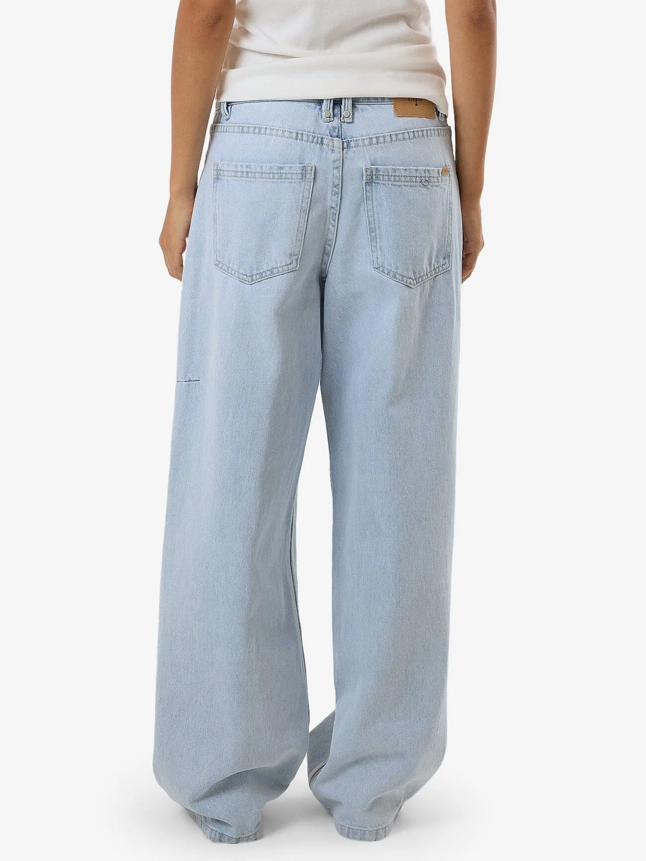 Billie Low Rise Baggy Jean - Light Ash Blue