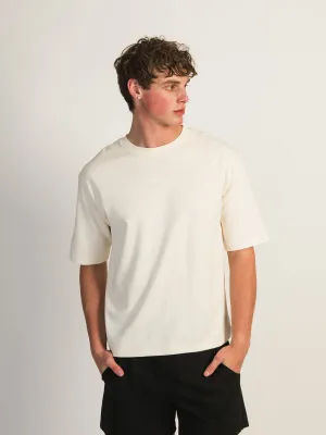 BOXY FIT TEE - CREAM