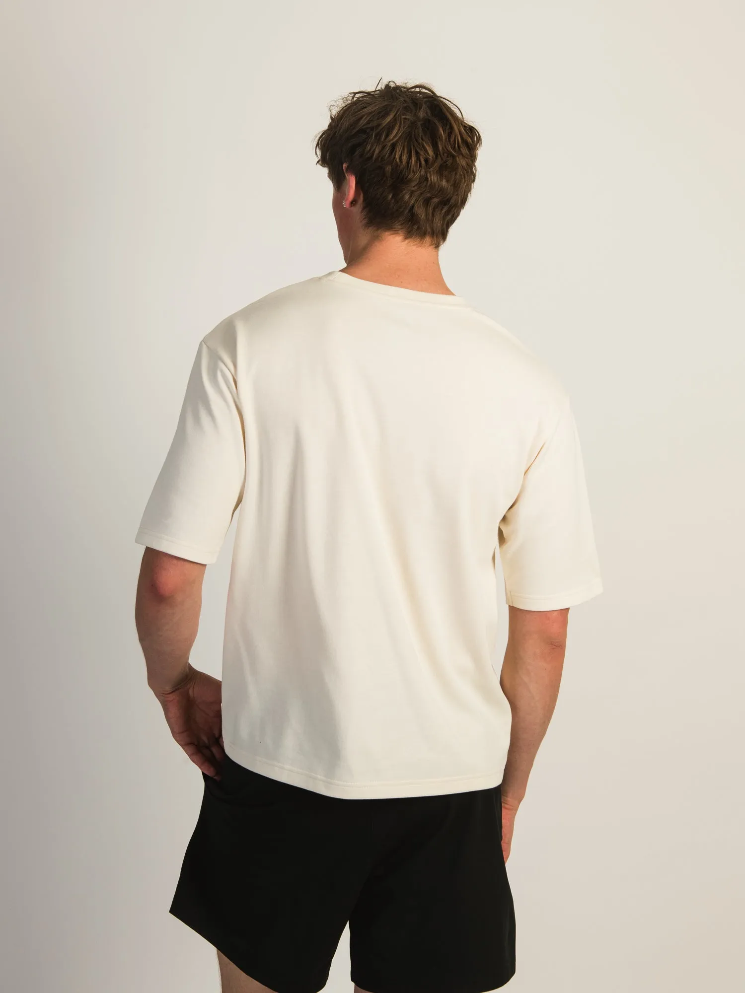 BOXY FIT TEE - CREAM
