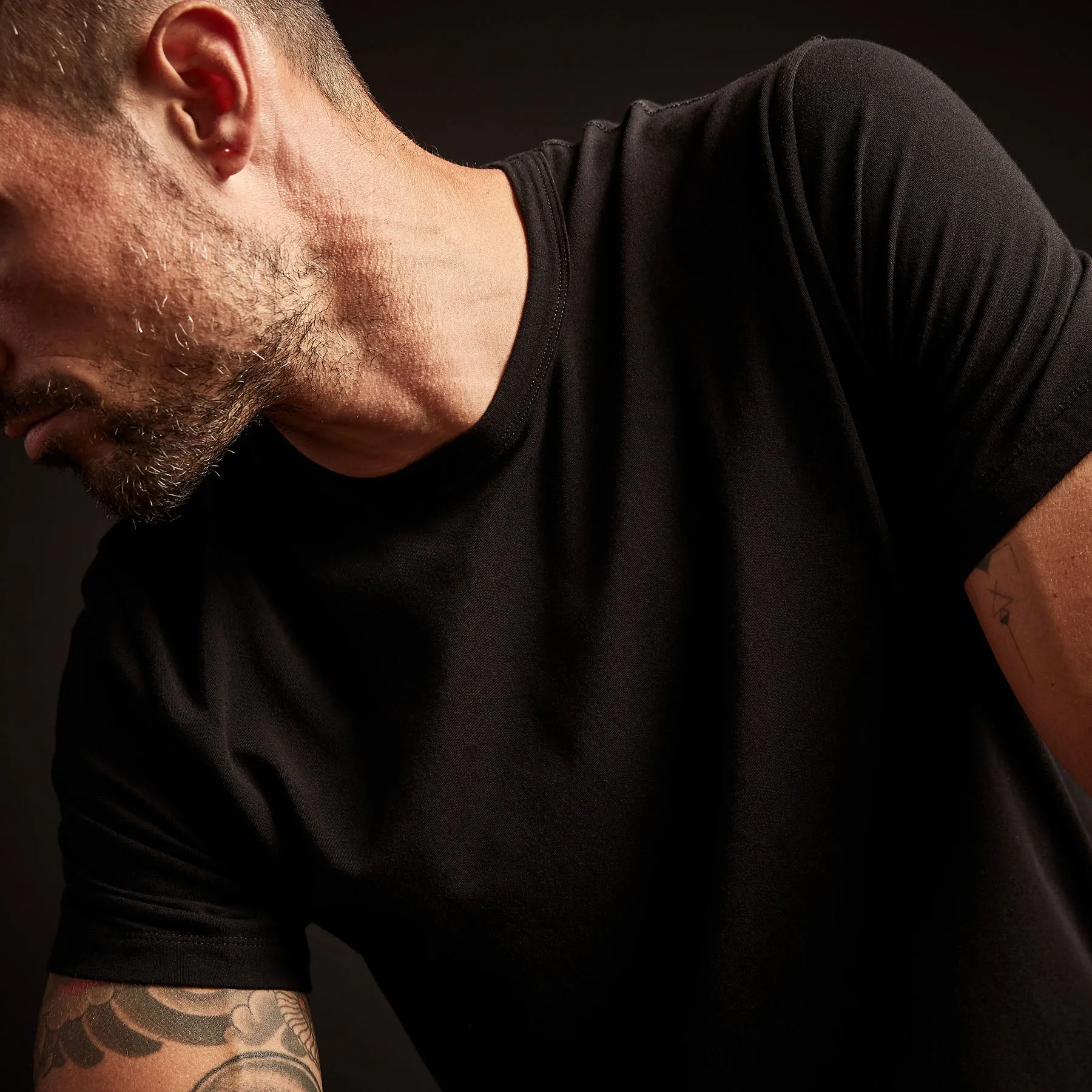 Elevated Lotus Jersey Lounge Tee - Black