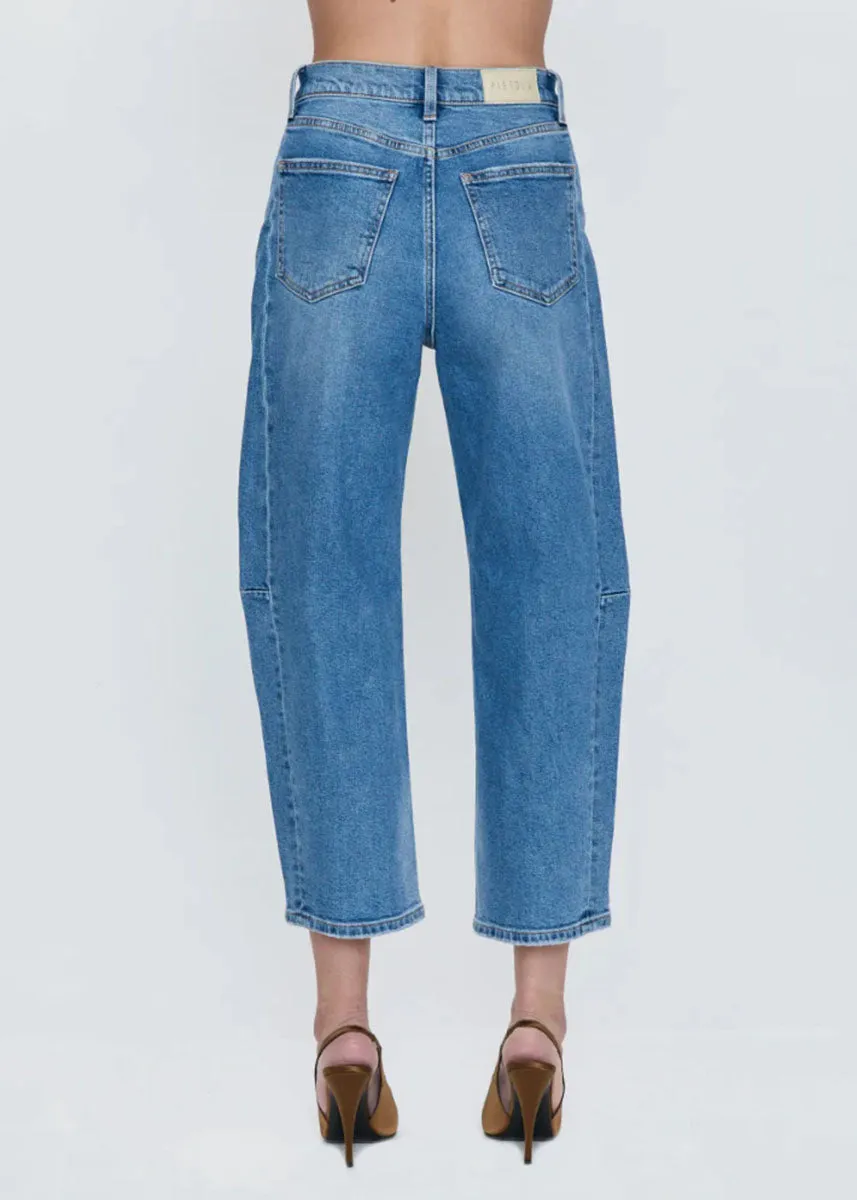 Eli High-Rise Arched Leg Jean - Dynamic