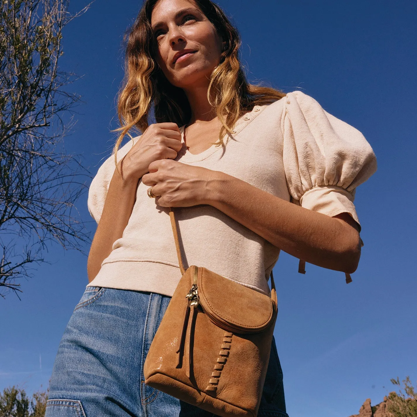 Fern Crossbody In Buffed Leather - Whiskey