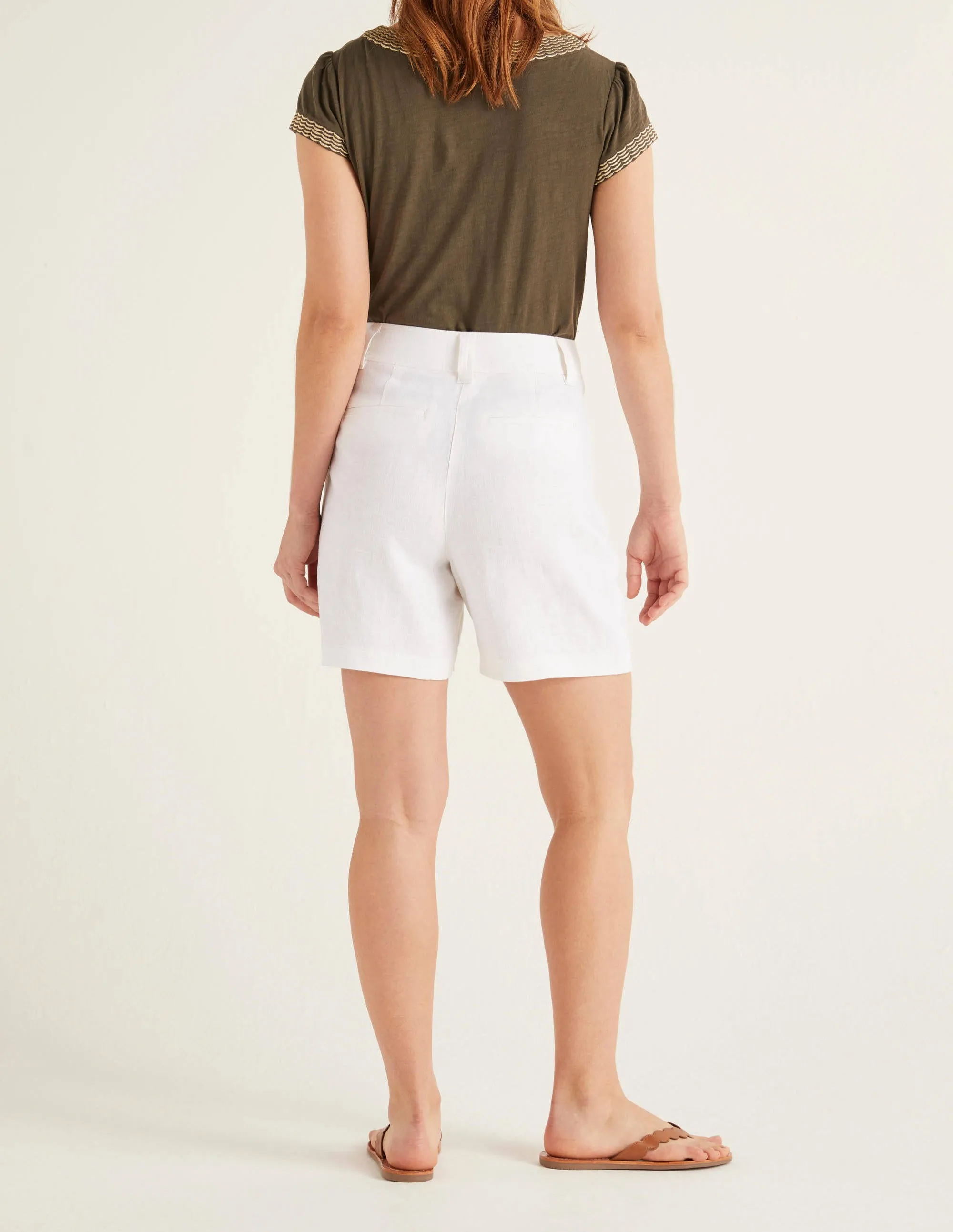 Filey Seamed Pocket Shorts-White