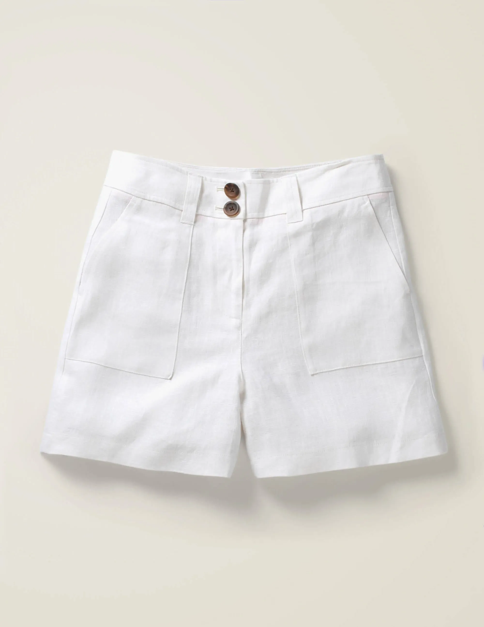 Filey Seamed Pocket Shorts-White