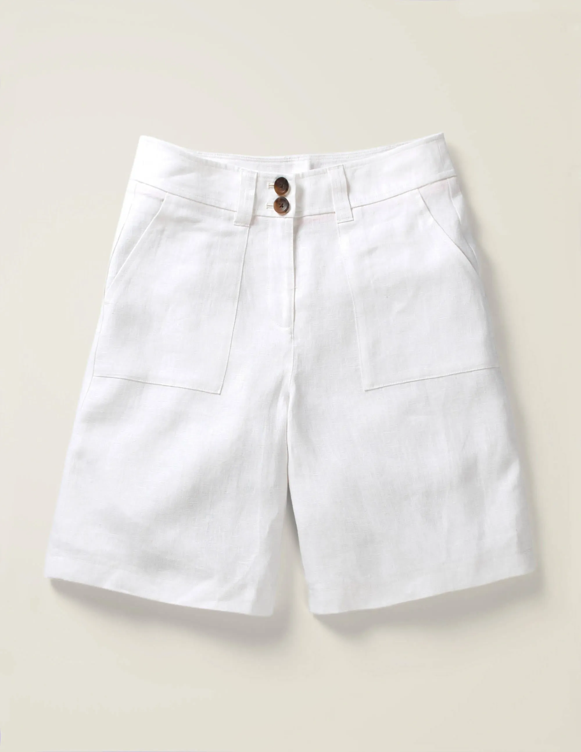 Filey Seamed Pocket Shorts-White