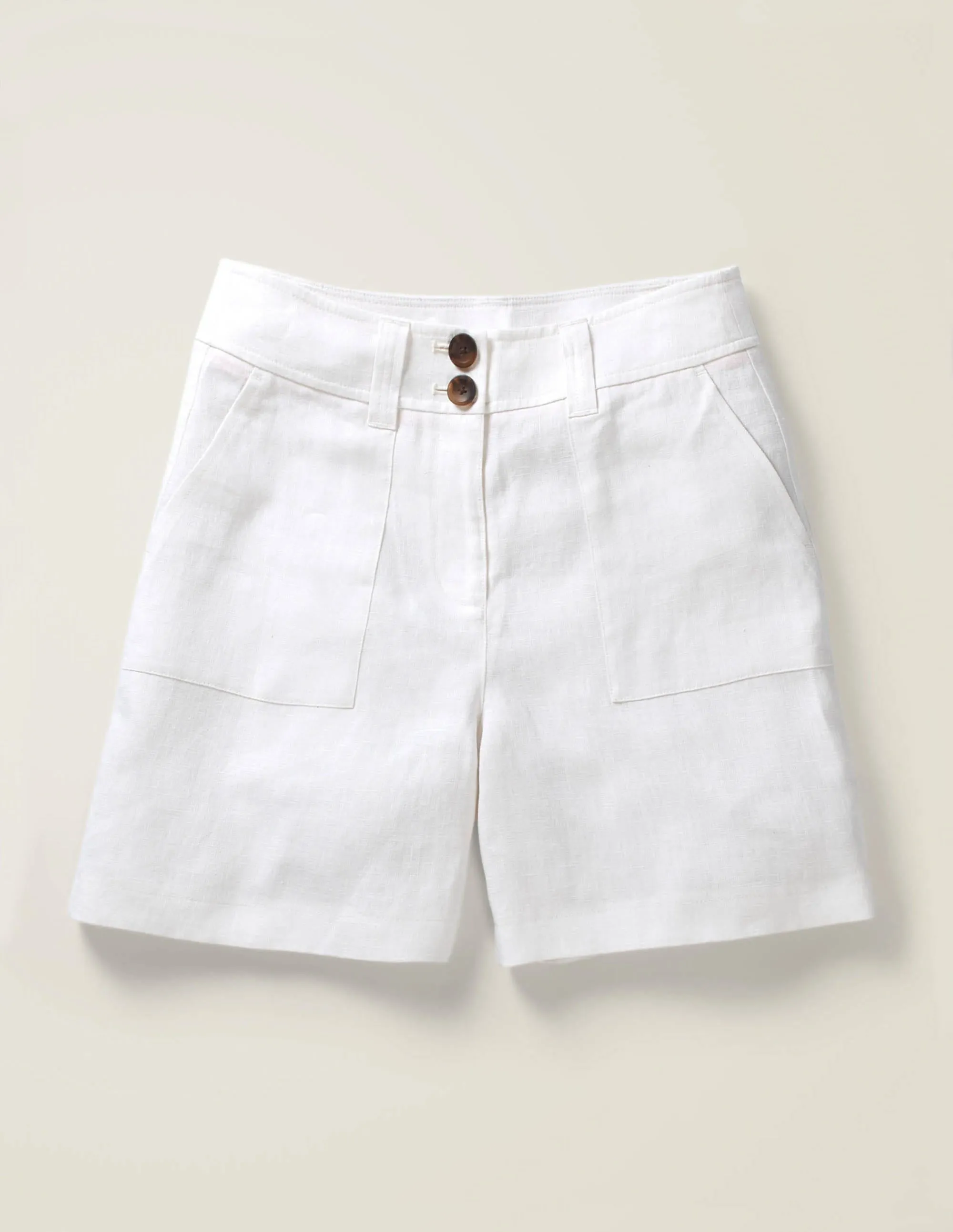 Filey Seamed Pocket Shorts-White