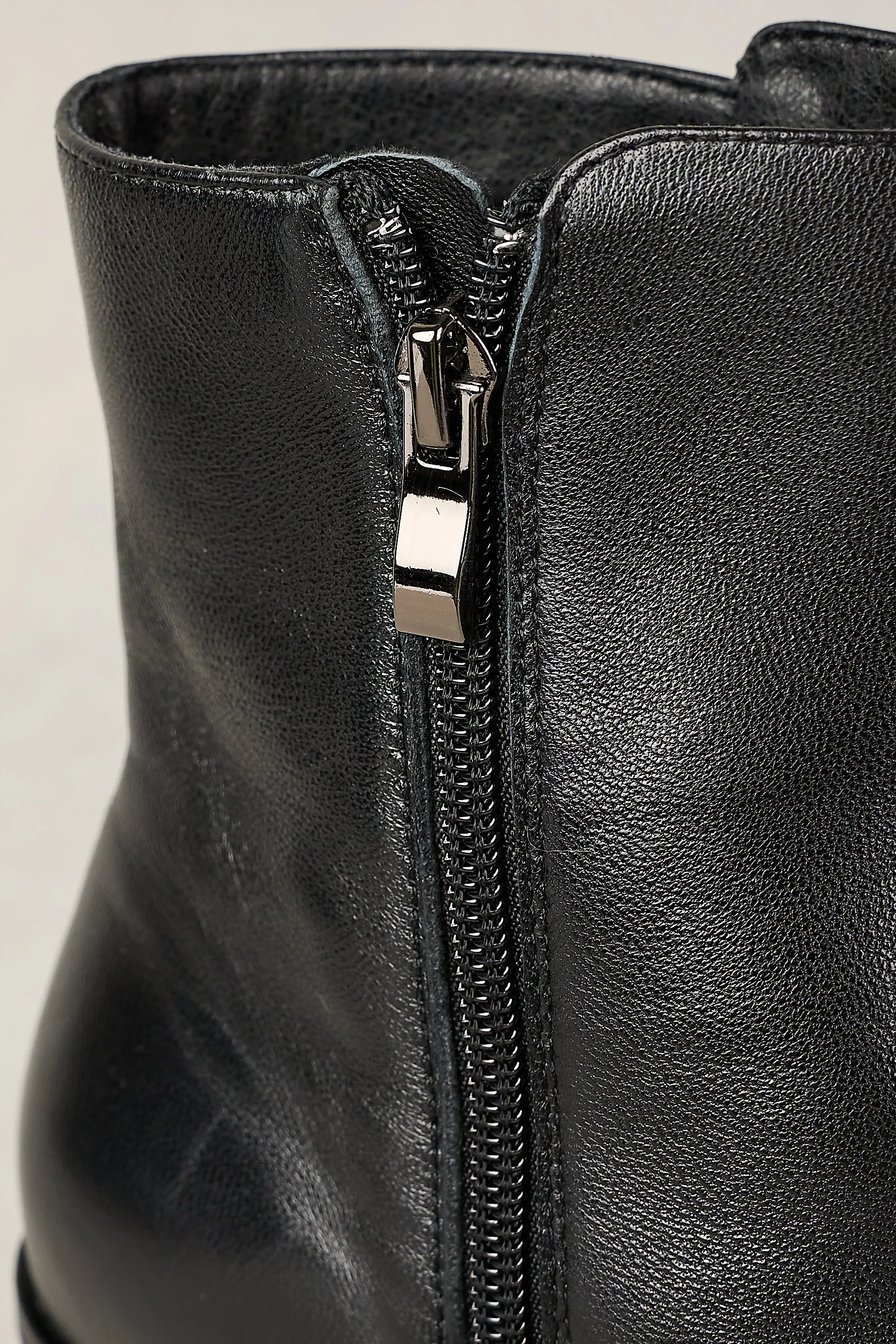 Jolie Pearl Heel Boot - Black