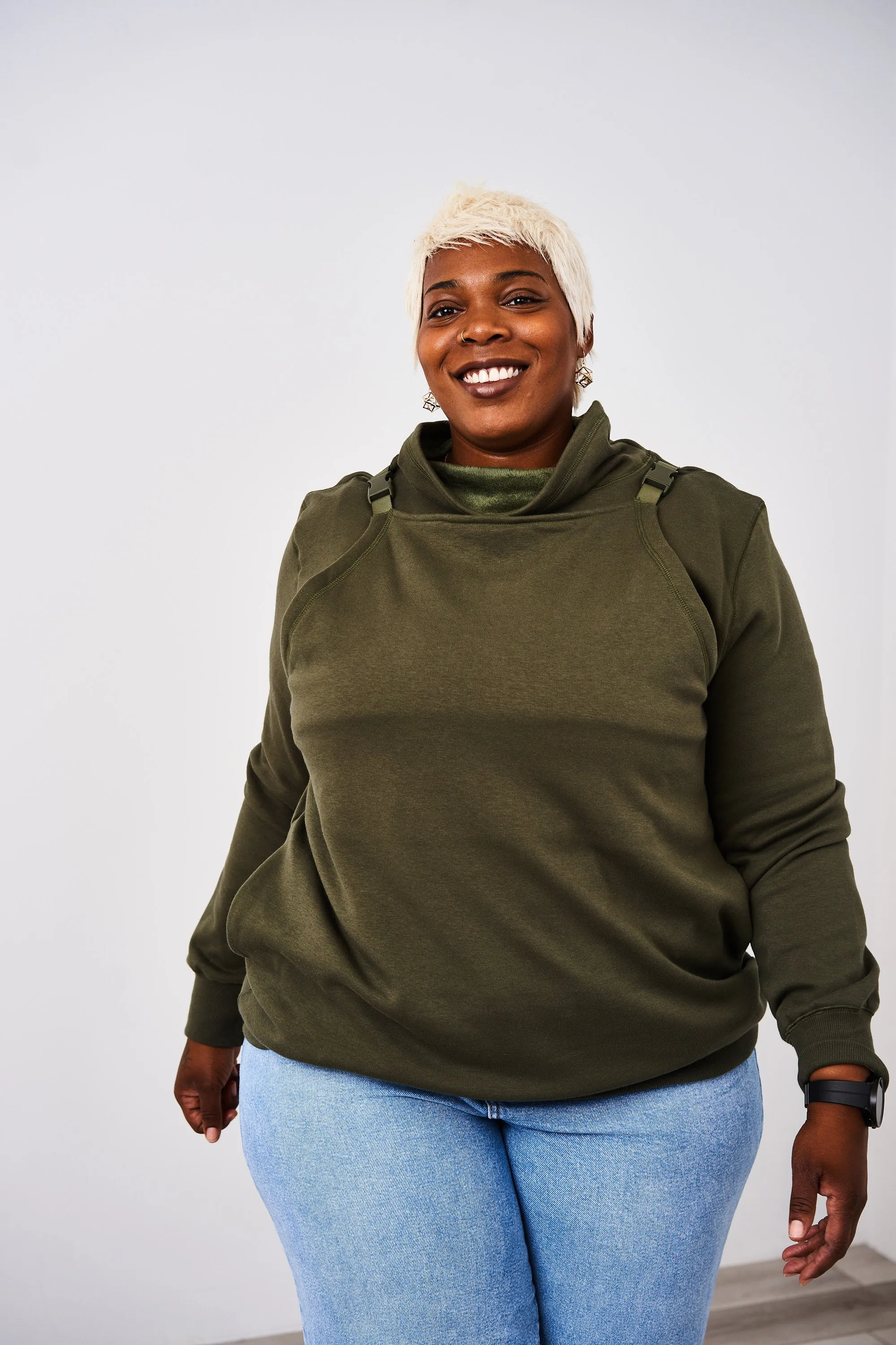 Latched Mama Buckle & Go Babywearing Pullover - Final Sale