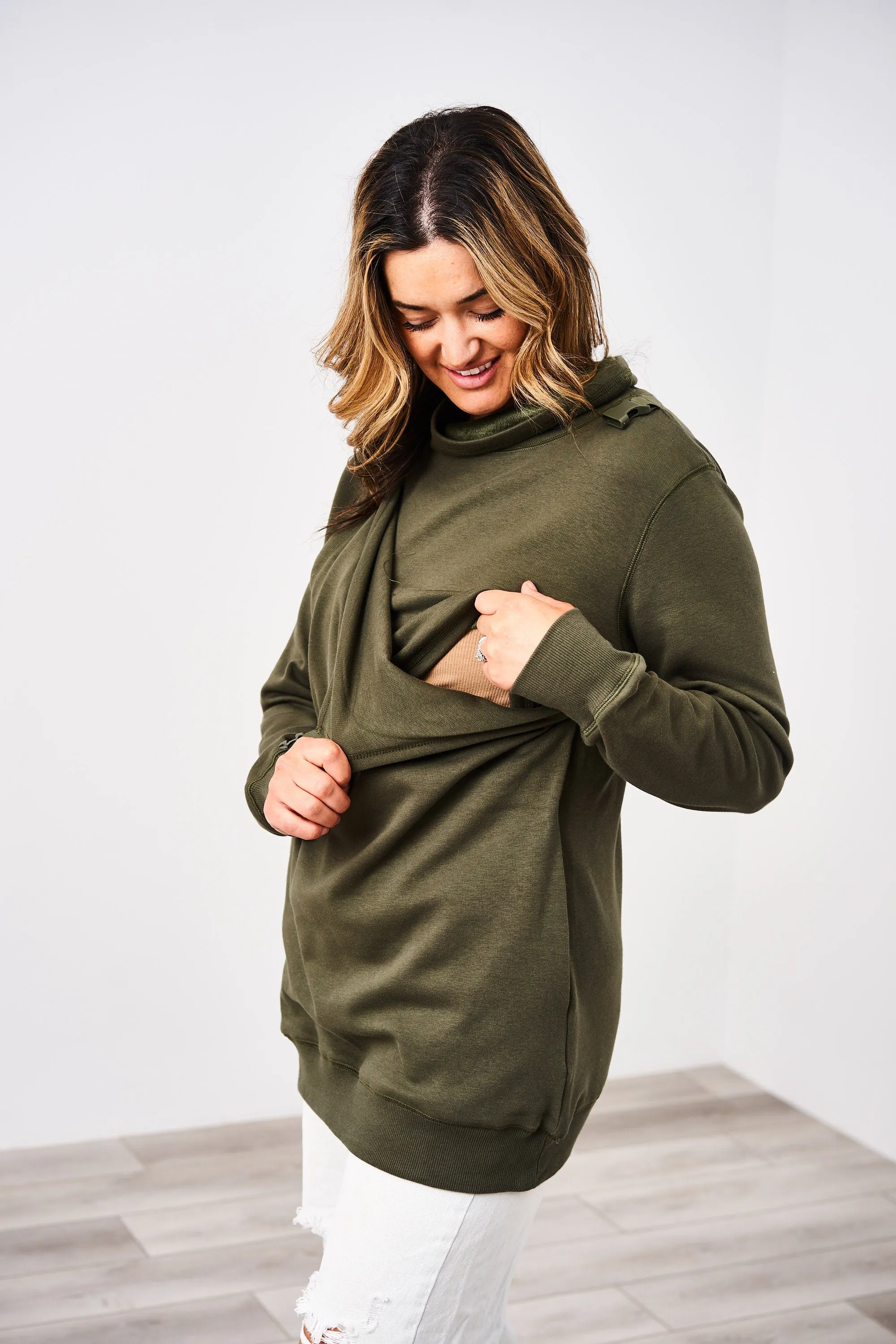 Latched Mama Buckle & Go Babywearing Pullover - Final Sale