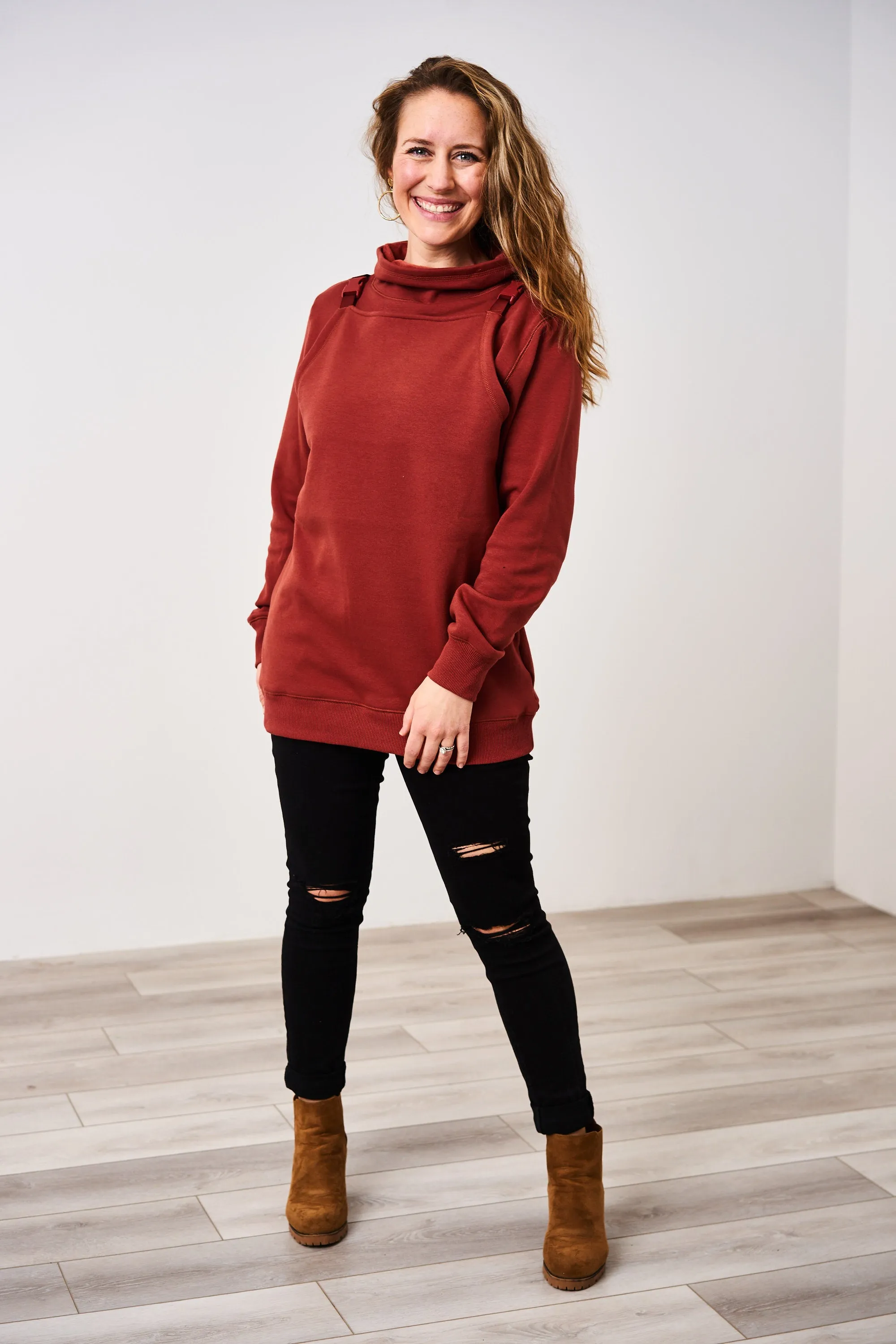 Latched Mama Buckle & Go Babywearing Pullover - Final Sale
