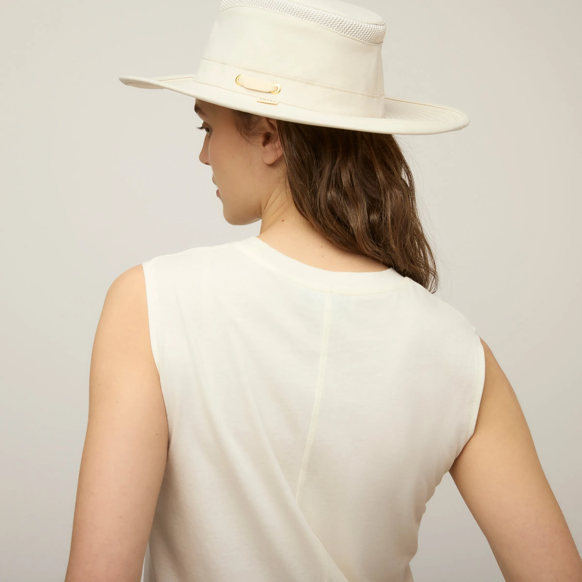 Lightweight Muscle Tank