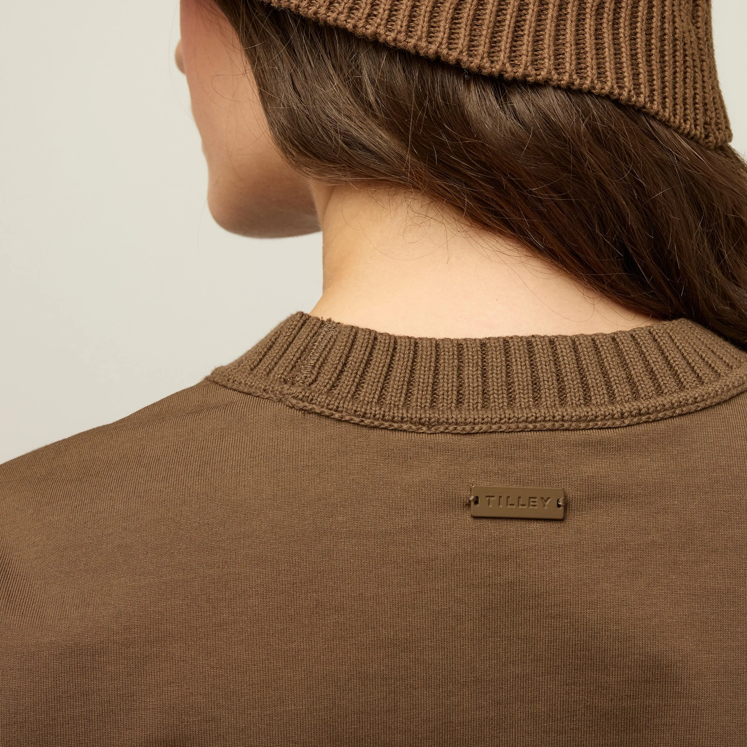 Rib Neckline Cropped Tee