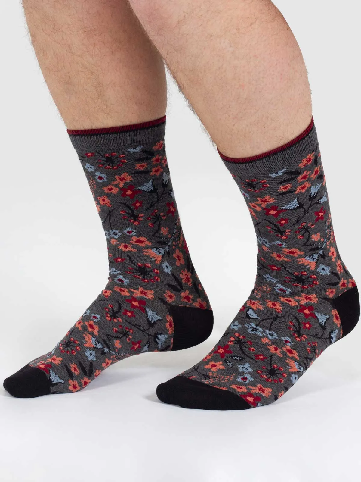 Scattered Flower Bamboo Crew Socks - Dark Grey