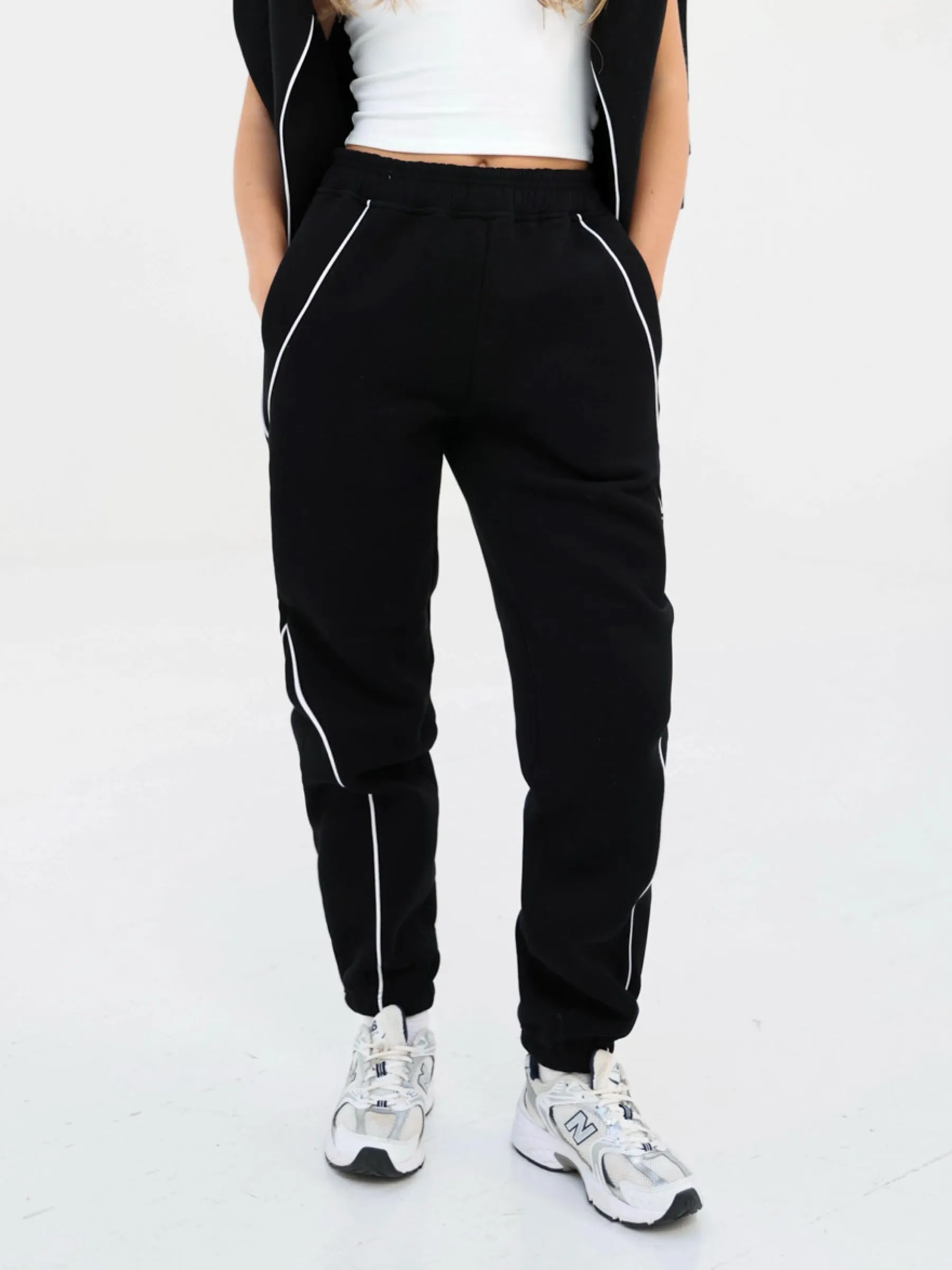 Seam Sweatpants - Black