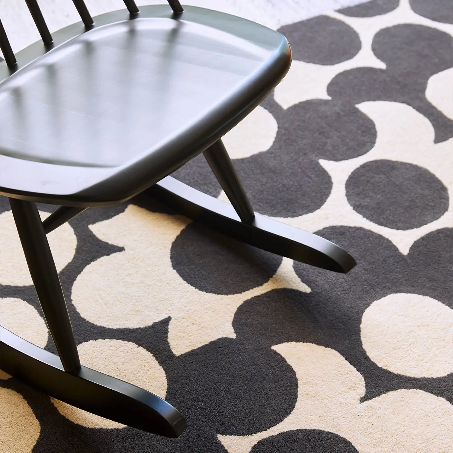 Slate Puzzle Flower Rug