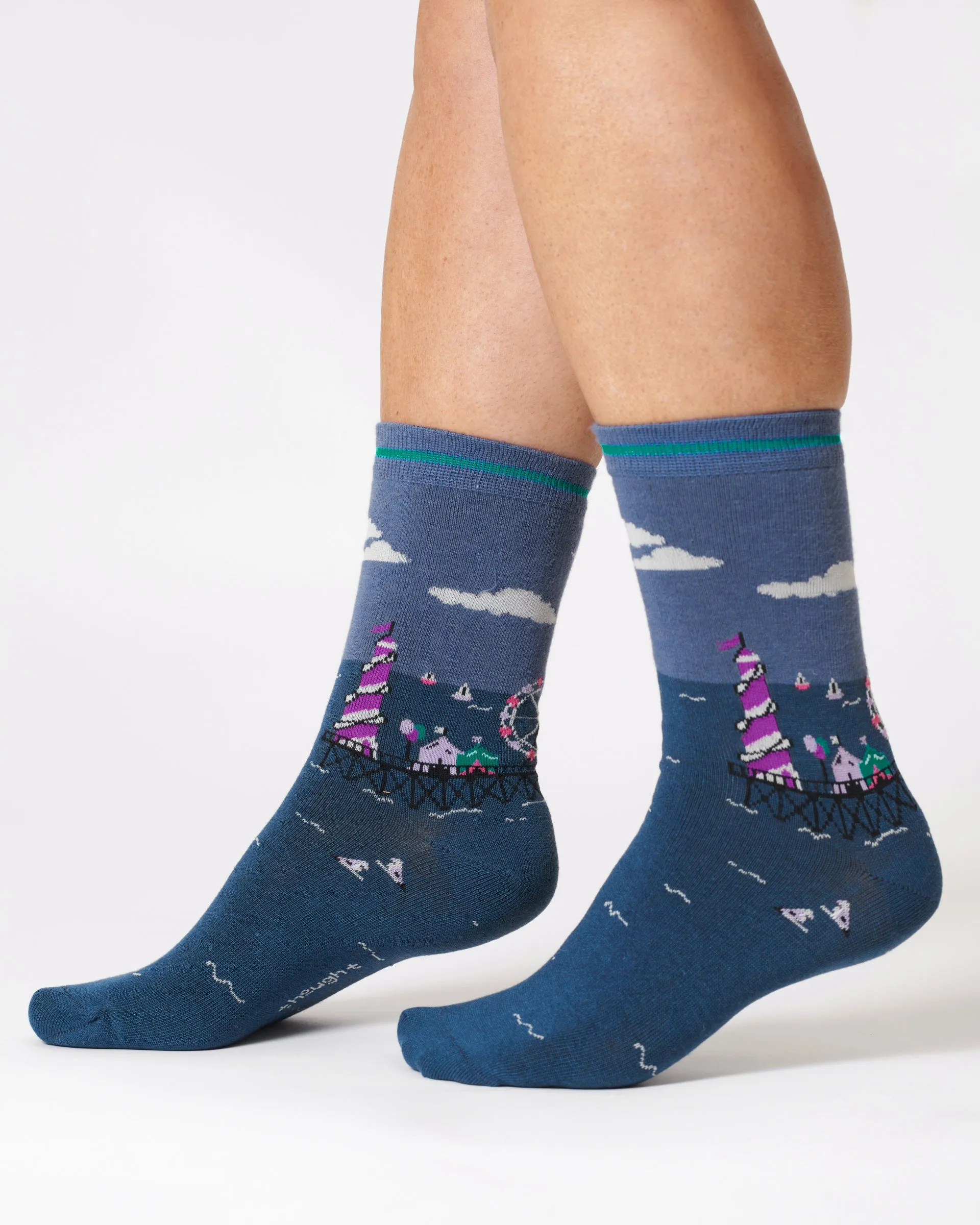 Womens Summer Scene Organic Cotton Socks - Blueberry Seaside Pier